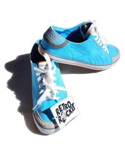REEBOK SNEAKERS